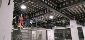 毛道乡一商场梁，楼板碳纤维加固施工